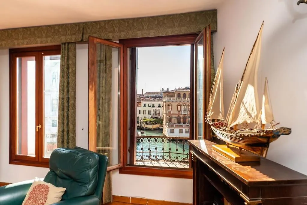 Ca Del Duca Historical Palace Grand Canal Apartment Venice